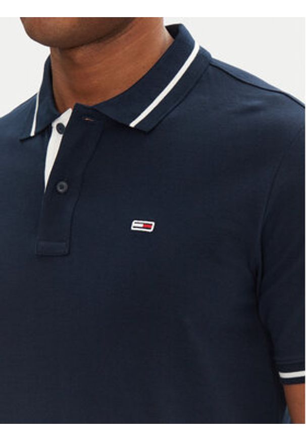 Tommy Jeans Polo DM0DM20745 Granatowy Regular Fit. Typ kołnierza: polo. Kolor: niebieski. Materiał: bawełna