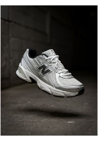 New Balance Sneakersy U740NW2 W Biały. Kolor: biały. Materiał: skóra