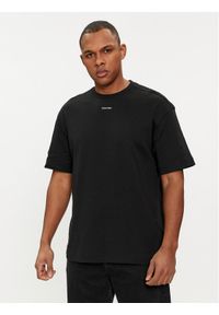 Calvin Klein T-Shirt Nano Logo K10K112487 Czarny Regular Fit. Kolor: czarny. Materiał: bawełna #1