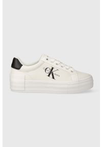 Calvin Klein Jeans sneakersy skórzane BOLD VULC FLATFORM LACEUP LTH WN kolor biały YW0YW00821. Nosek buta: okrągły. Zapięcie: sznurówki. Kolor: biały. Materiał: skóra #1