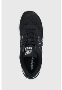 New Balance Buty WL574SCP kolor czarny na płaskiej podeszwie. Nosek buta: okrągły. Zapięcie: sznurówki. Kolor: czarny. Obcas: na obcasie, na płaskiej podeszwie. Model: New Balance 574. Wysokość obcasa: niski #2