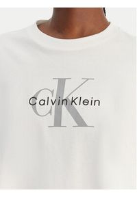 Calvin Klein Jeans T-Shirt LV047F828G Biały Boxy Fit. Kolor: biały. Materiał: bawełna #2