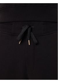 Versace Jeans Couture Spodnie dresowe 79GAAT05 Czarny Regular Fit. Kolor: czarny. Materiał: bawełna #5