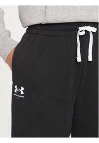 Under Armour Spodnie dresowe Ua Rival 1382735 Czarny Loose Fit. Kolor: czarny. Materiał: bawełna #3