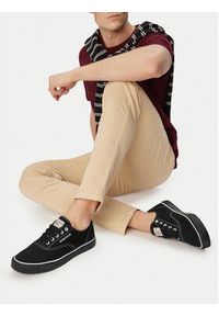 Guess Jeans Tenisówki CWBEO-ROCKFORD-01 WE Czarny. Kolor: czarny. Materiał: materiał #2