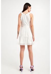 Twinset Milano - Sukienka TWINSET. Materiał: koronka. Długość rękawa: bez rękawów. Wzór: aplikacja, koronka. Długość: mini
