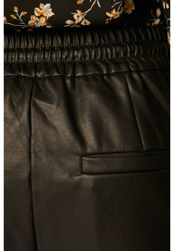 Vero Moda - Spodnie. Kolor: czarny. Materiał: materiał