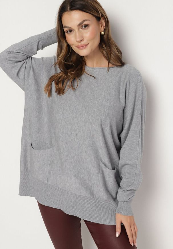 Born2be - Szary Sweter z Wiskozą i Kieszeniami Everina. Okazja: na co dzień. Kolor: szary. Materiał: wiskoza. Styl: klasyczny, elegancki, casual