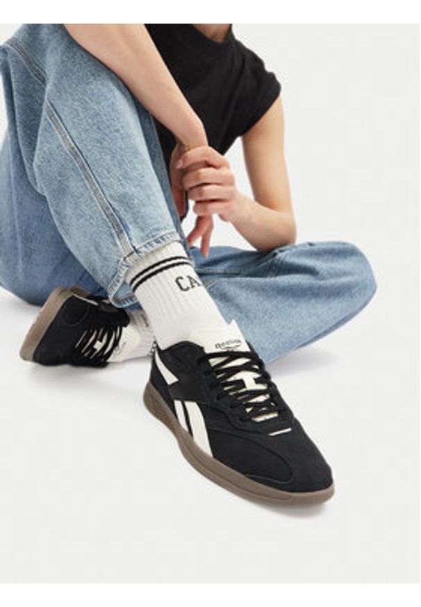 Reebok Sneakersy HAMMER STREET 100209053 Czarny. Kolor: czarny. Materiał: zamsz, skóra