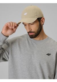 4f - 4F Czapka z daszkiem strapback uniseks - beżowa S/M (58cm). Kolor: beżowy. Materiał: bawełna, materiał. Styl: casual, klasyczny #1