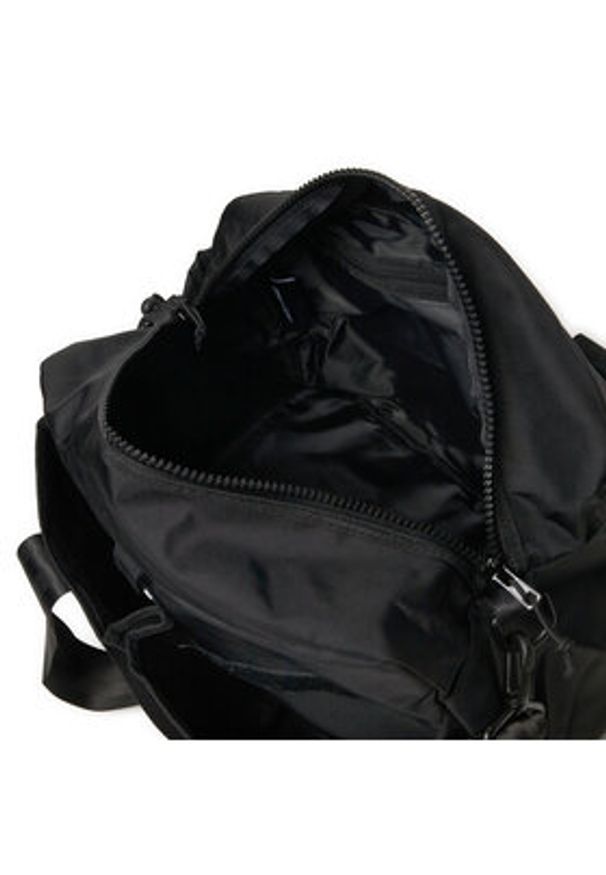 New Era Torba Ne Travel Bag 60503772 Czarny. Kolor: czarny. Materiał: materiał