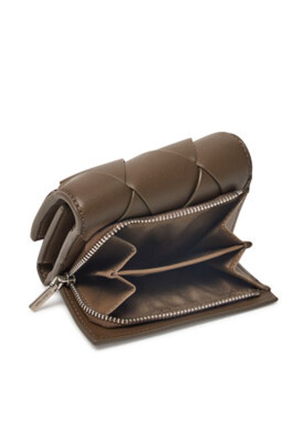 Calvin Klein Portfel Ck Woven Small Trifold K60K612953 Khaki. Kolor: brązowy. Materiał: skóra