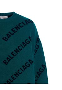Balenciaga - BALENCIAGA - Dzianinowy sweter oversize z logowaniem. Kolor: zielony. Materiał: dzianina. Długość rękawa: długi rękaw. Długość: długie. Wzór: aplikacja #3