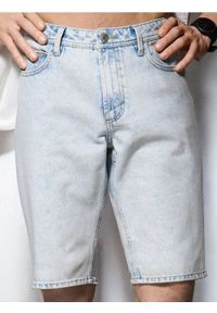 Sinsay - Szorty jeansowe regular - niebieski. Kolor: niebieski. Materiał: jeans