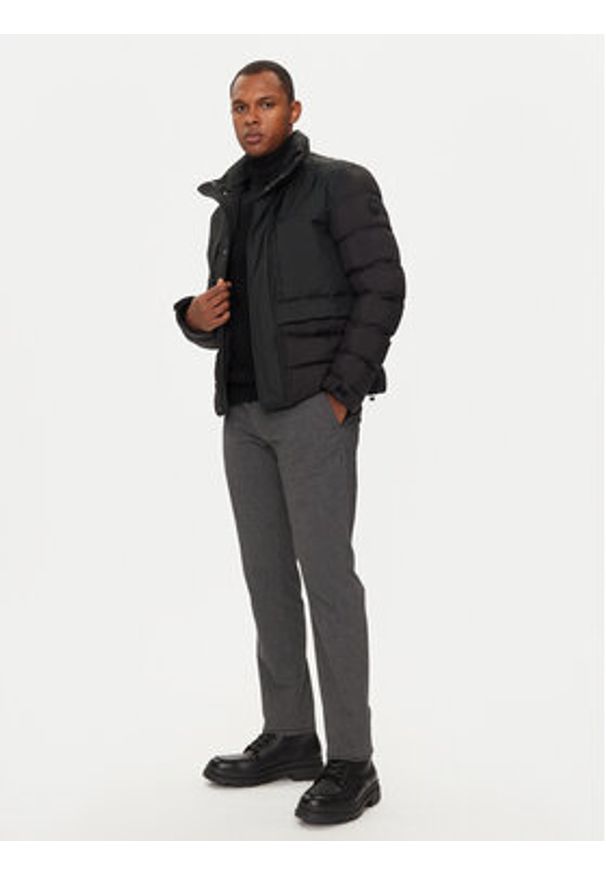 Colmar Kurtka zimowa 1108V 2YH Czarny Regular Fit. Kolor: czarny. Materiał: syntetyk. Sezon: zima
