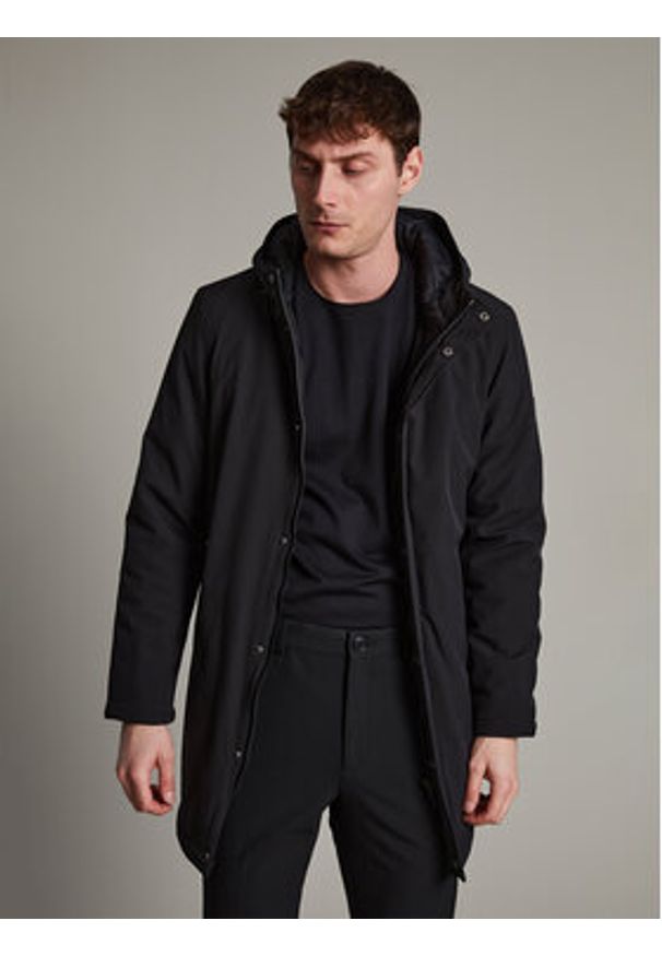 Matinique Kurtka zimowa Madeston 30205571 Czarny Regular Fit. Kolor: czarny. Materiał: syntetyk. Sezon: zima