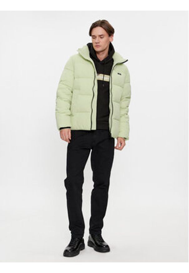 Calvin Klein Kurtka zimowa Crinkle K10K110336 Zielony Regular Fit. Kolor: zielony. Materiał: syntetyk. Sezon: zima