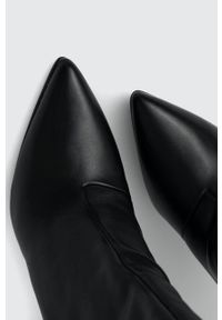 Steve Madden kozaki Vanguard damskie kolor czarny na szpilce SM11002589. Kolor: czarny. Szerokość cholewki: normalna. Obcas: na szpilce. Wysokość obcasa: średni #3