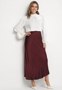 Born2be - Bordowa Spódnica Satynowa z Wiskozy o Rozkloszowanym Kroju Hanorilae. Okazja: na co dzień. Kolor: czerwony. Materiał: satyna, wiskoza. Styl: klasyczny, casual #5