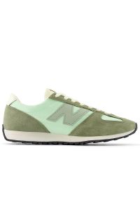Buty unisex New Balance U471AP - zielone. Kolor: zielony. Materiał: guma, zamsz, skóra. Szerokość cholewki: normalna. Wzór: jodełka