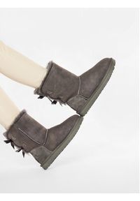 Ugg Śniegowce W Bailey Bow II 1016225 Szary. Kolor: szary. Materiał: skóra