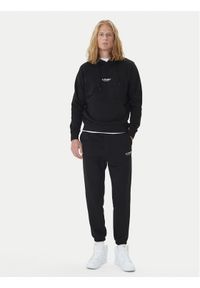 Jack & Jones - Jack&Jones Dres Soho 12288673 Czarny Relaxed Fit. Kolor: czarny. Materiał: bawełna