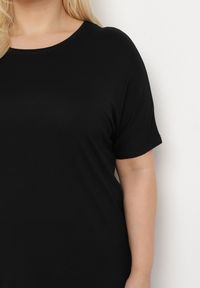 Born2be - Czarny T-shirt z Rękawami w typie Nietoperza Salilena. Okazja: na co dzień. Kolor: czarny. Materiał: jeans. Wzór: aplikacja. Styl: casual, elegancki, wizytowy #3