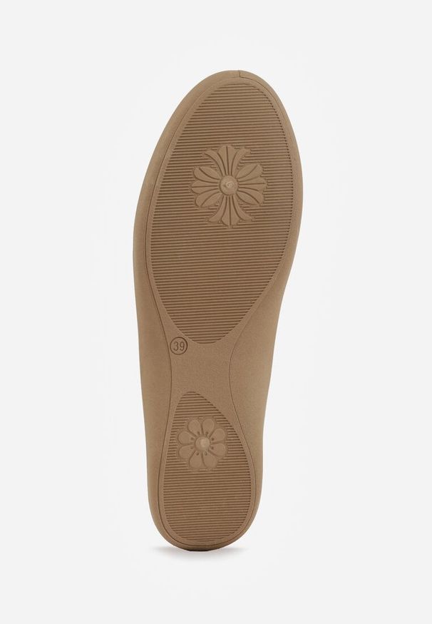 Renee - Białe Siateczkowe Sneakersy w Stylu Tenisówek Adranella. Okazja: na co dzień. Kolor: biały