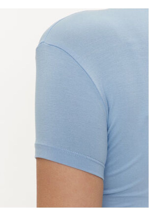 Gina Tricot T-Shirt 21287 Błękitny Slim Fit. Kolor: niebieski. Materiał: wiskoza