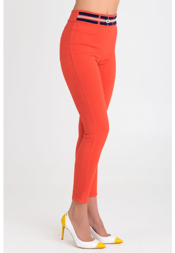 Elisabetta Franchi - JEANSY elisabetta franchi. Stan: podwyższony. Materiał: jeans. Styl: klasyczny