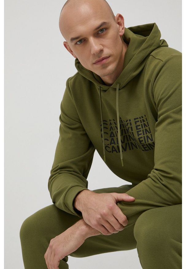 Calvin Klein Performance bluza męska kolor zielony z kapturem z nadrukiem. Okazja: na co dzień. Typ kołnierza: kaptur. Kolor: zielony. Wzór: nadruk. Styl: casual