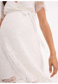 bonprix - Sukienka ślubna koronkowa 2 w 1, ciążowa i do karmienia piersią. Okazja: na ślub cywilny, na wesele. Kolekcja: moda ciążowa. Kolor: biały. Materiał: koronka. Wzór: koronka. Styl: elegancki