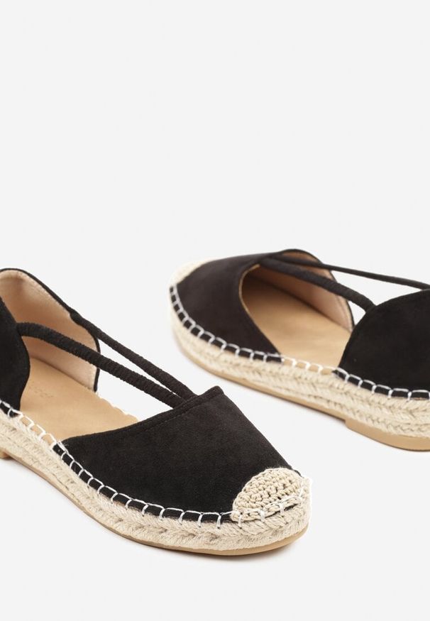 Born2be - Czarne Espadryle z Plecioną Podeszwą i Wycięciem po Bokach Anniran. Okazja: na co dzień. Kolor: czarny. Materiał: satyna. Sezon: lato. Styl: klasyczny, elegancki, casual