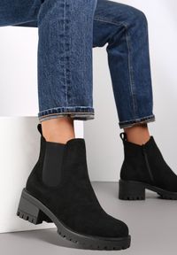 Renee - Czarne Botki na Słupku Ruiha. Okazja: na co dzień. Kolor: czarny. Materiał: jeans. Szerokość cholewki: normalna. Obcas: na słupku. Styl: casual, klasyczny, elegancki