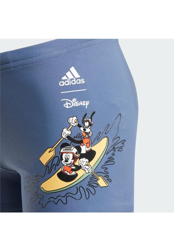Adidas - Bokserki adidas x Disney Mickey and Friends Swim. Kolor: niebieski. Materiał: materiał. Wzór: motyw z bajki