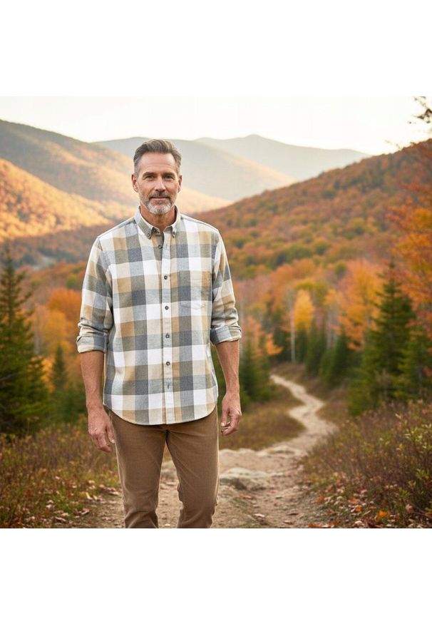 Koszula Weekendowa o Prostym Kroju - Pako Jeans - Krata w Odcienie Beżu. Okazja: na co dzień. Kolor: brązowy, beżowy, wielokolorowy. Materiał: bawełna. Wzór: kratka. Styl: casual