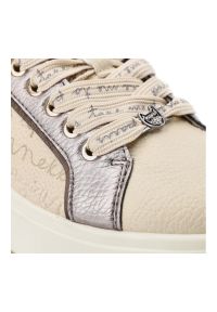 Sneakersy damskie Anekke, na grubej platformie z napisami i wzorami z okrągłym noskiem i sznurowane, białe, 41380-429-Roma-413. Okazja: na co dzień. Nosek buta: okrągły. Zapięcie: sznurówki. Kolor: biały. Wzór: napisy. Obcas: na platformie. Styl: casual, sportowy #4