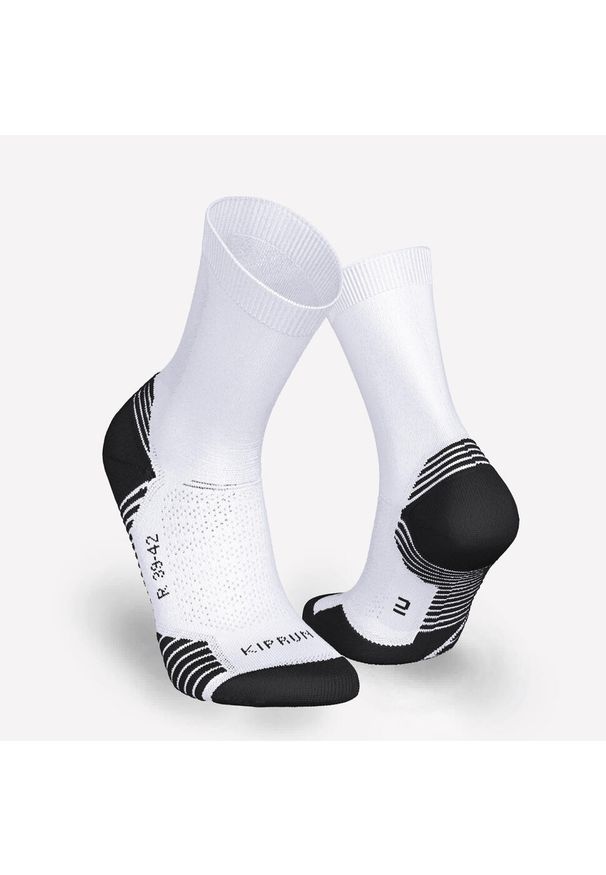 KIPRUN - Skarpetki do biegania Kiprun Run 500 wysokie grube 2 pary. Kolor: czarny, wielokolorowy, biały. Materiał: poliamid, elastan. Wzór: ze splotem. Sport: bieganie