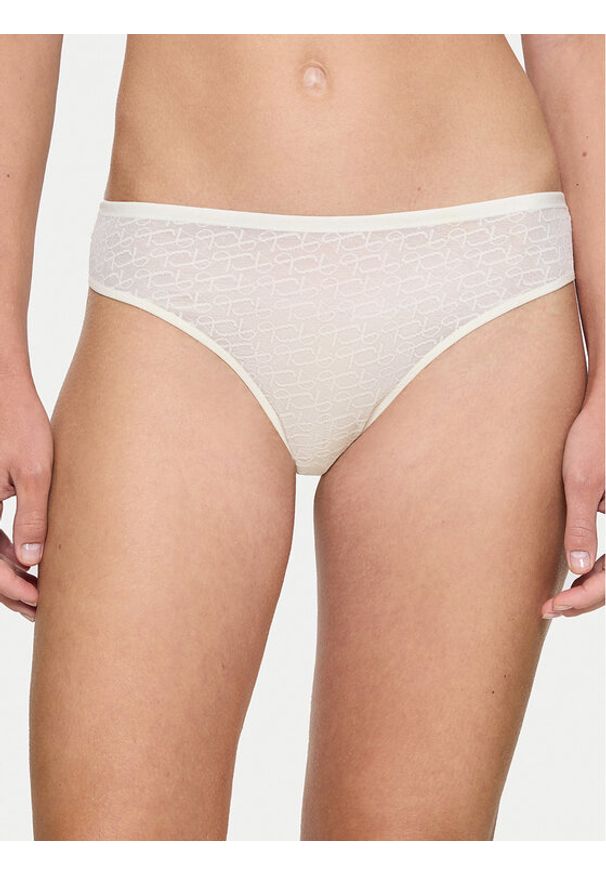 Triumph Figi klasyczne Signature Sheer 10222554 Écru. Materiał: syntetyk