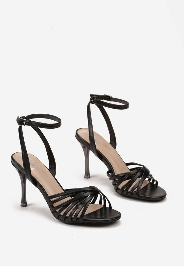 Renee - Czarne Sandały Vices z Ozdobnymi Paseczkami na Szpilce Zapinane na Sprzączkę Poriena. Zapięcie: sprzączka. Kolor: czarny. Obcas: na szpilce. Styl: elegancki