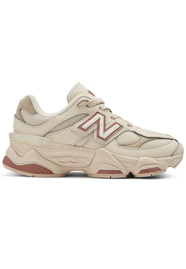 Buty dziecięce New Balance PC9060GC – beżowe. Okazja: na co dzień, na uczelnię. Kolor: beżowy. Materiał: syntetyk, materiał, guma. Szerokość cholewki: normalna. Sport: turystyka piesza