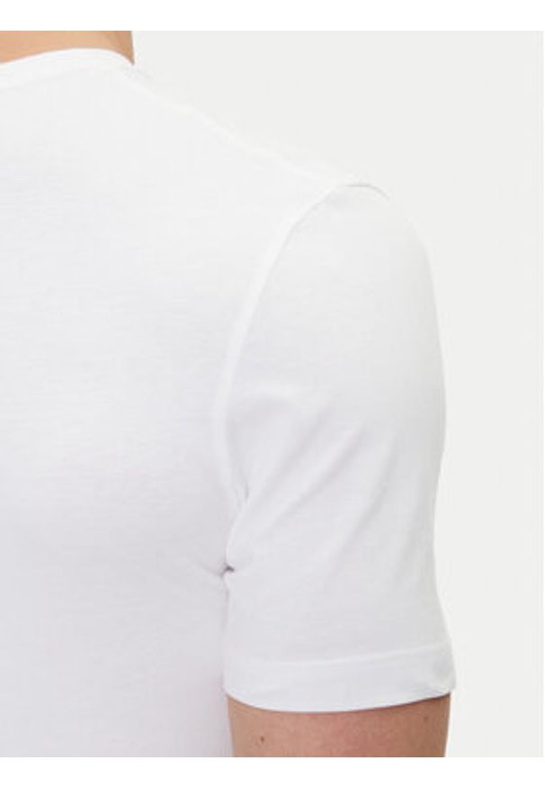Calvin Klein T-Shirt Photo Print K10K114157 Biały Regular Fit. Kolor: biały. Materiał: bawełna. Wzór: nadruk
