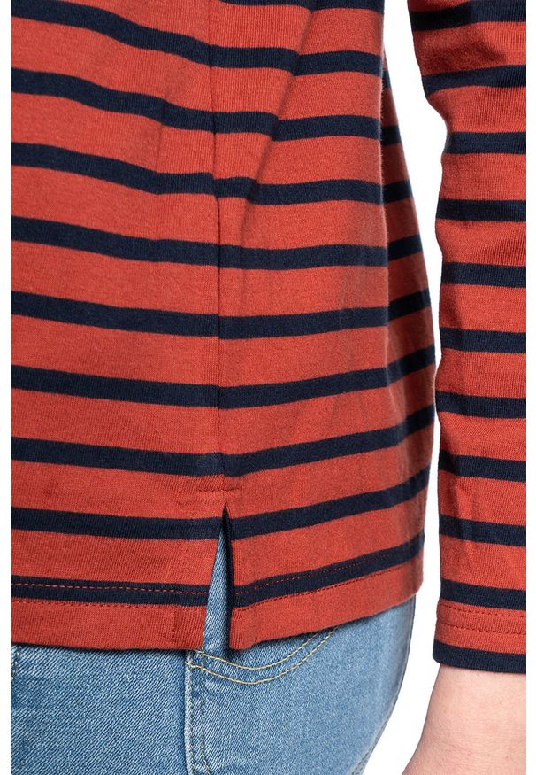Lee - DAMSKA KOSZULKA Z DŁUGIM RĘKAWEM LEE LS SCOOP NECK TEE REGULAR FIT RED OCHRE L44DYKOE 112109832. Długość rękawa: długi rękaw. Długość: długie