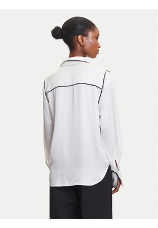 Karl Lagerfeld - KARL LAGERFELD Koszula A3W11012 Biały Regular Fit. Typ kołnierza: dekolt w karo. Kolor: biały. Materiał: wiskoza