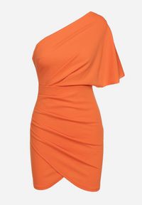 Born2be - Pomarańczowa Asymetryczna Sukienka z Ozdobnym Drapowaniem Aerlia. Okazja: na co dzień. Kolor: pomarańczowy. Długość rękawa: krótki rękaw. Typ sukienki: asymetryczne. Styl: rockowy, casual, elegancki #2