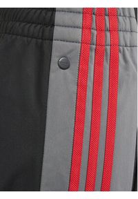 Adidas - adidas Spodnie dresowe Adibreak IM8432 Czarny Regular Fit. Kolor: czarny. Materiał: syntetyk