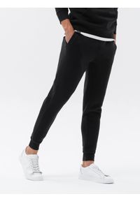 Ombre Clothing - Spodnie męskie dresowe z przyjemnej dzianiny - czarne V2 OM-PASK-0131 - XL. Kolor: czarny. Materiał: dzianina, dresówka. Wzór: aplikacja