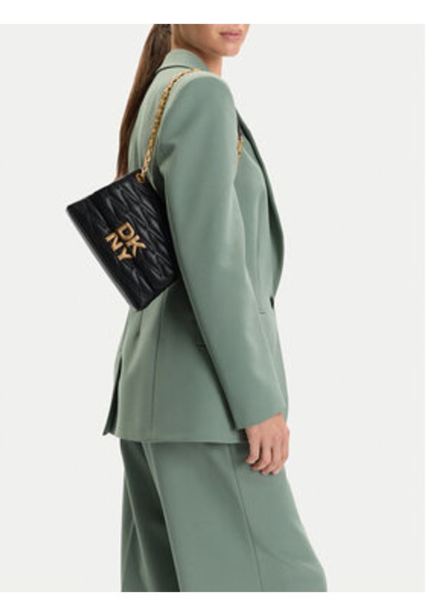 DKNY Torebka Minna R433KG75 Czarny. Kolor: czarny. Materiał: skórzane