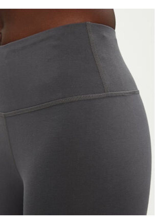 Under Armour Legginsy Rival 1386482 Szary Slim Fit. Kolor: szary. Materiał: bawełna