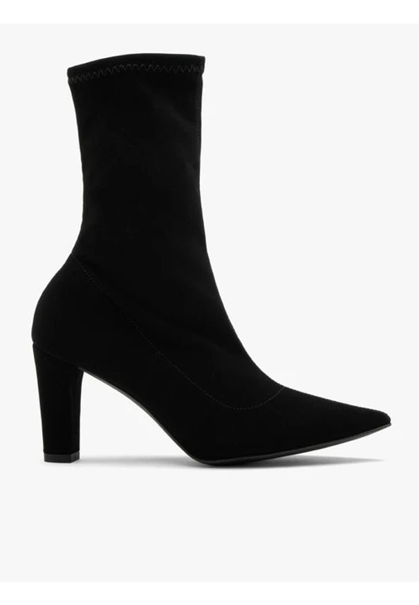 Ryłko - Czarne elastyczne botki na grubej szpilce. Kolor: czarny. Materiał: syntetyk. Szerokość cholewki: normalna. Obcas: na obcasie. Styl: street. Wysokość obcasa: średni